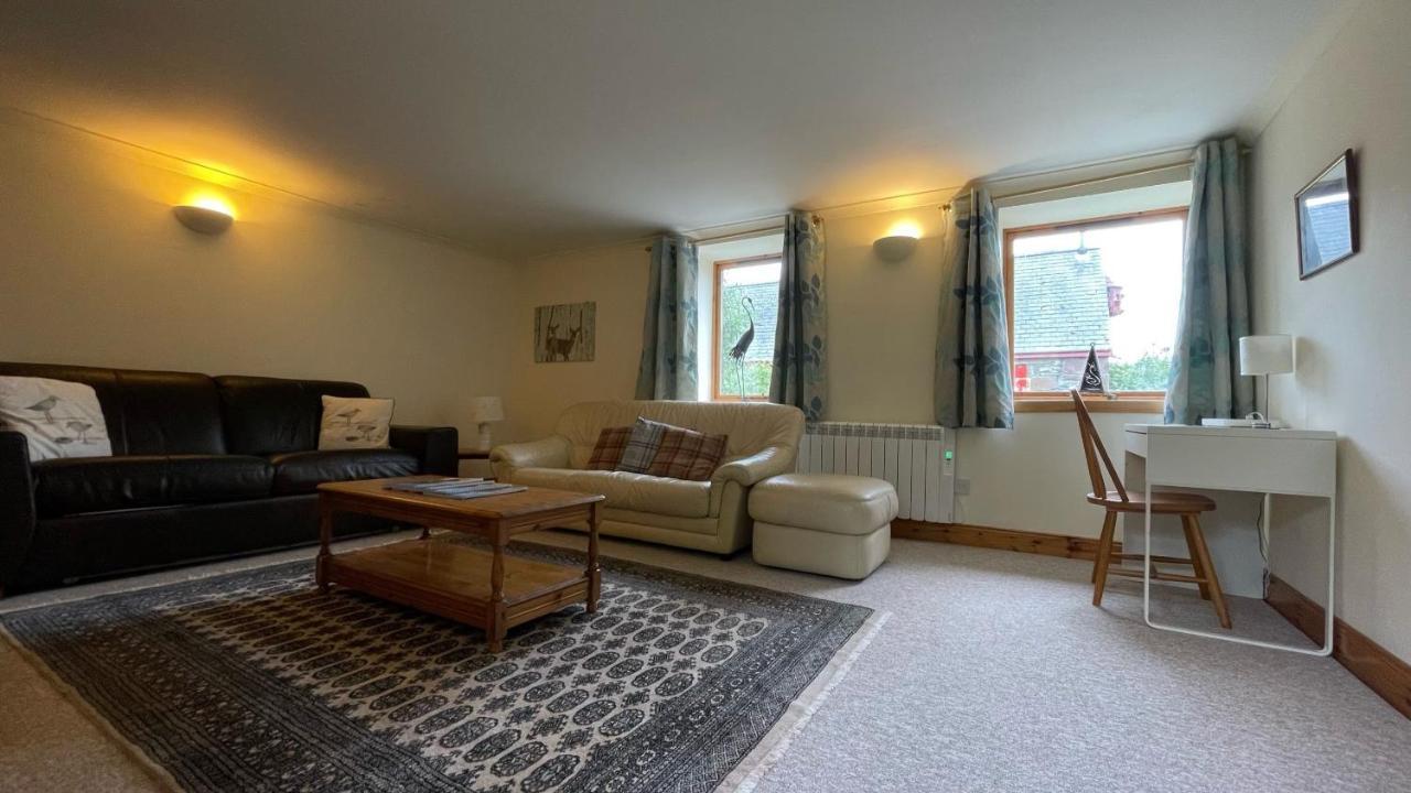 Kerrowdown Cottage-Self Catering For 4 In The Highlands Drumnadrochit Eksteriør billede
