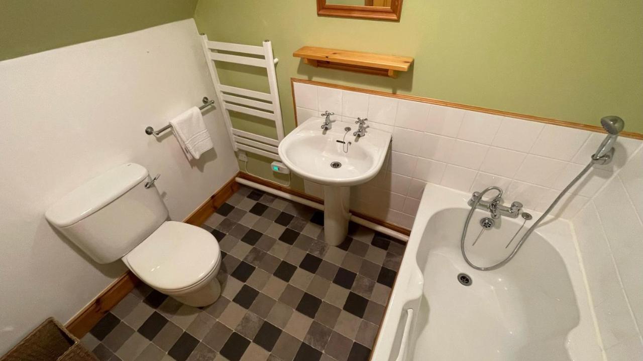 Kerrowdown Cottage-Self Catering For 4 In The Highlands Drumnadrochit Eksteriør billede