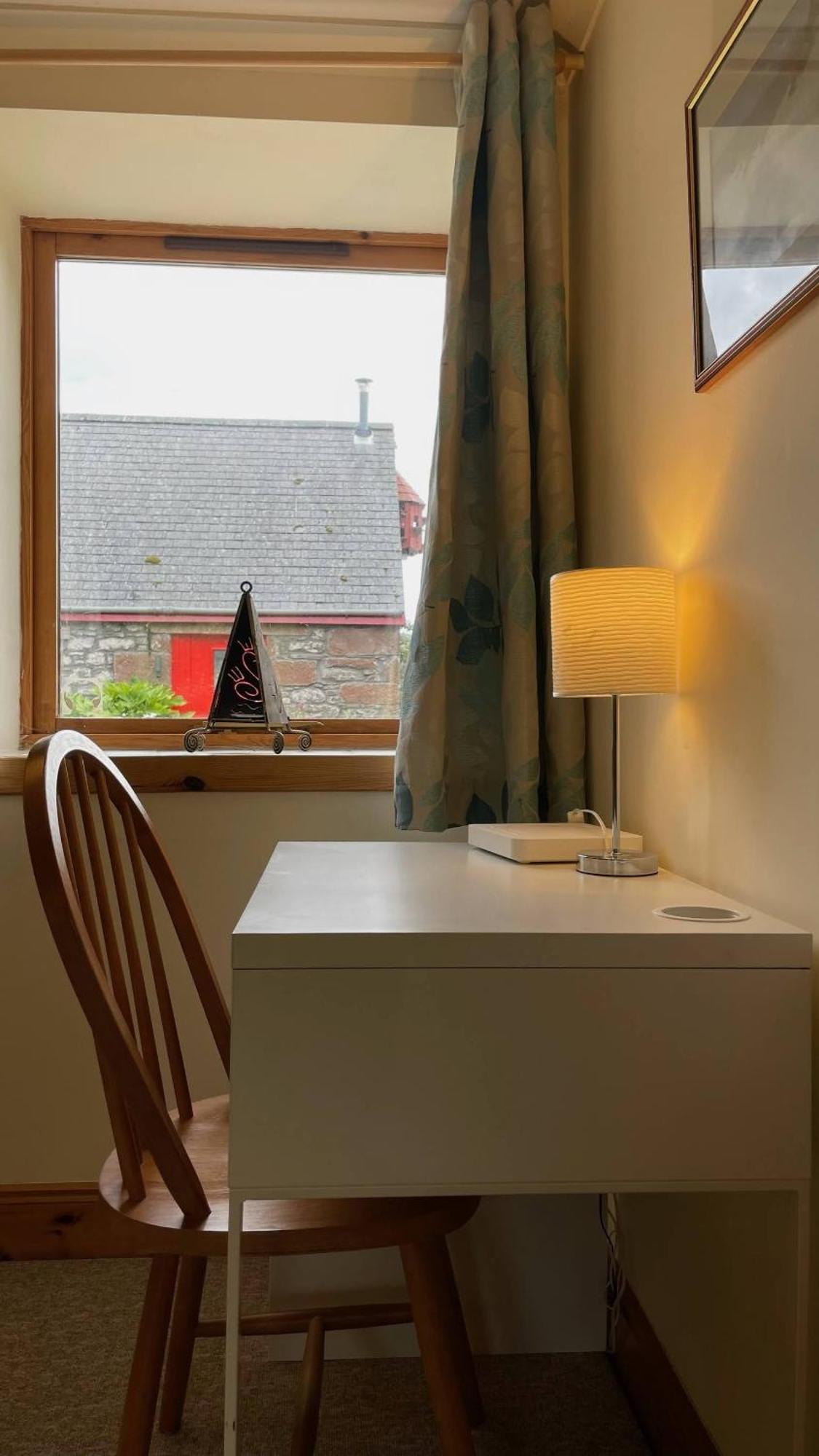 Kerrowdown Cottage-Self Catering For 4 In The Highlands Drumnadrochit Eksteriør billede