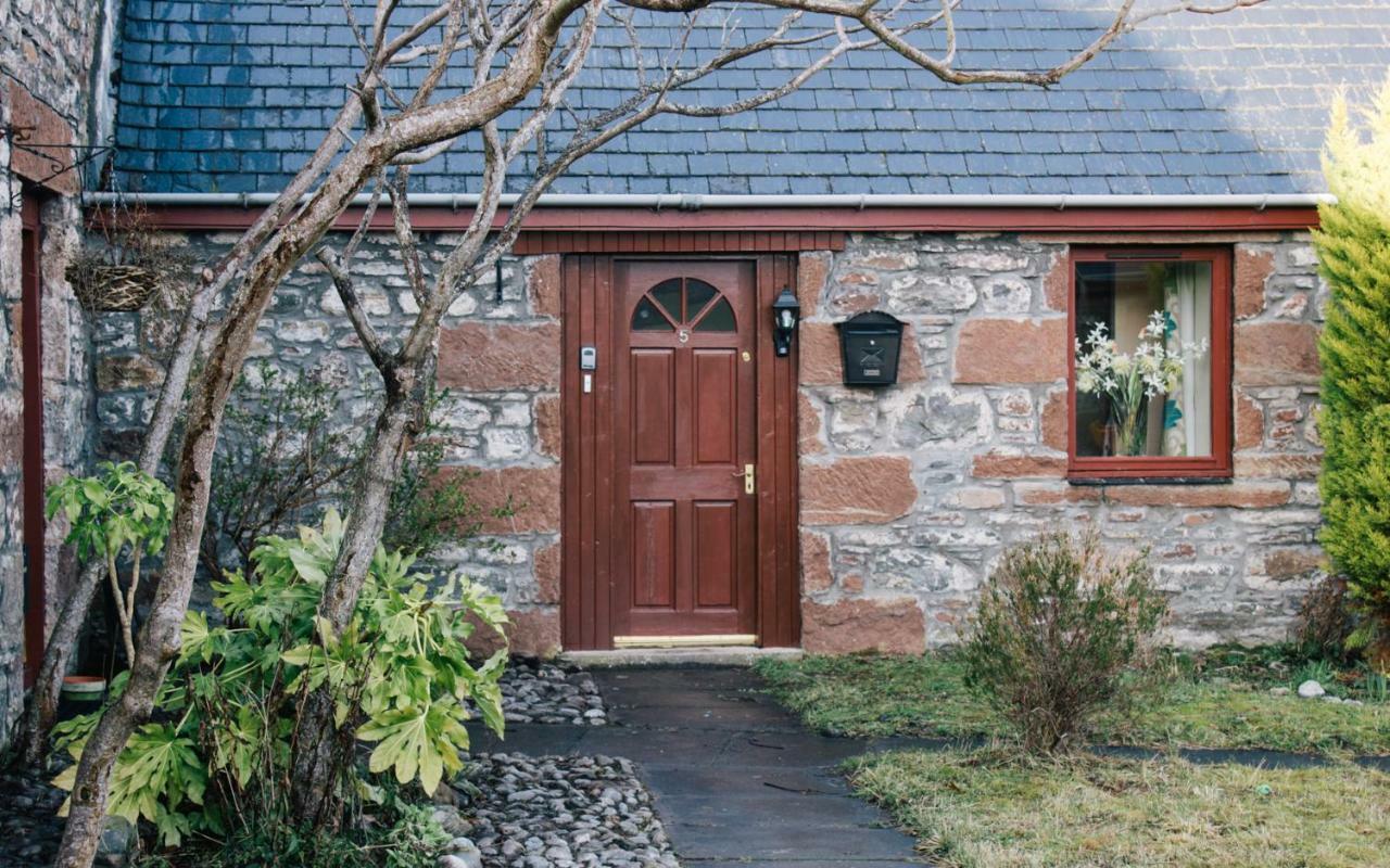 Kerrowdown Cottage-Self Catering For 4 In The Highlands Drumnadrochit Eksteriør billede